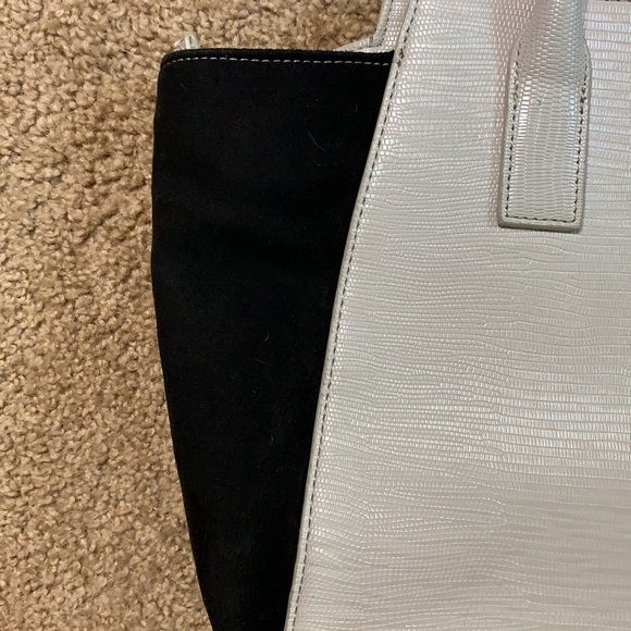 Nine West purse like new! No signs of wear at all - Picture 5 of 12